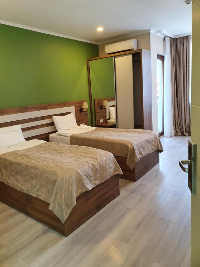 The Fresh Wave Hotel 巴统 外观 照片