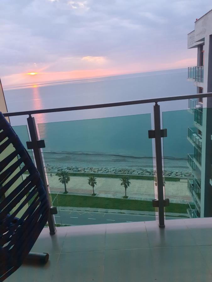 The Fresh Wave Hotel 巴统 外观 照片