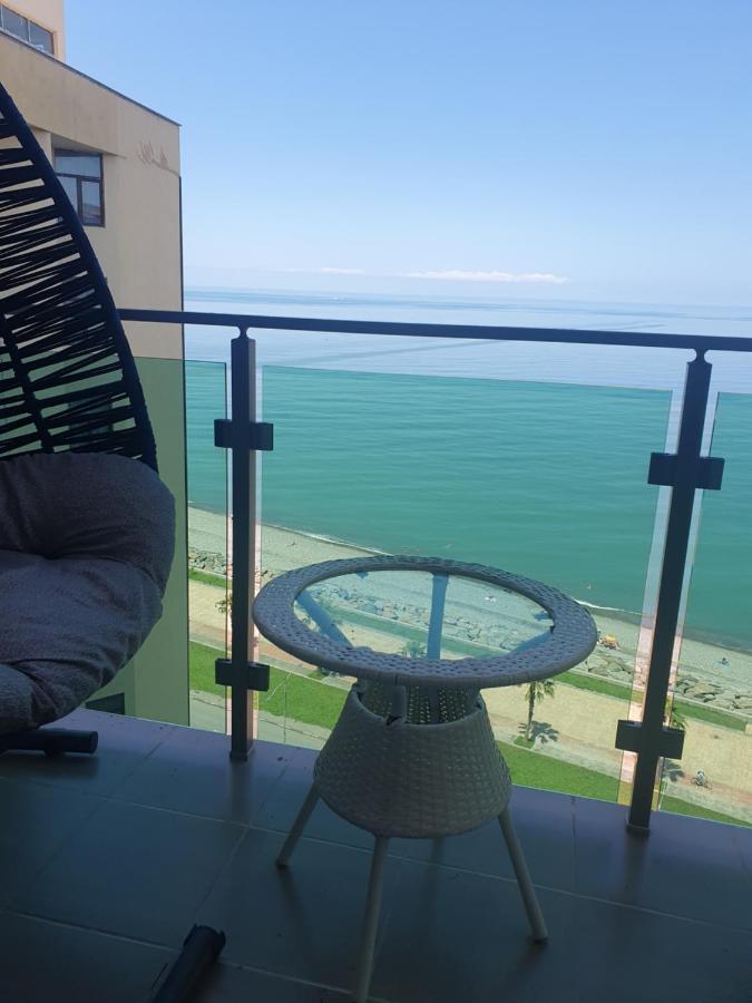 The Fresh Wave Hotel 巴统 外观 照片