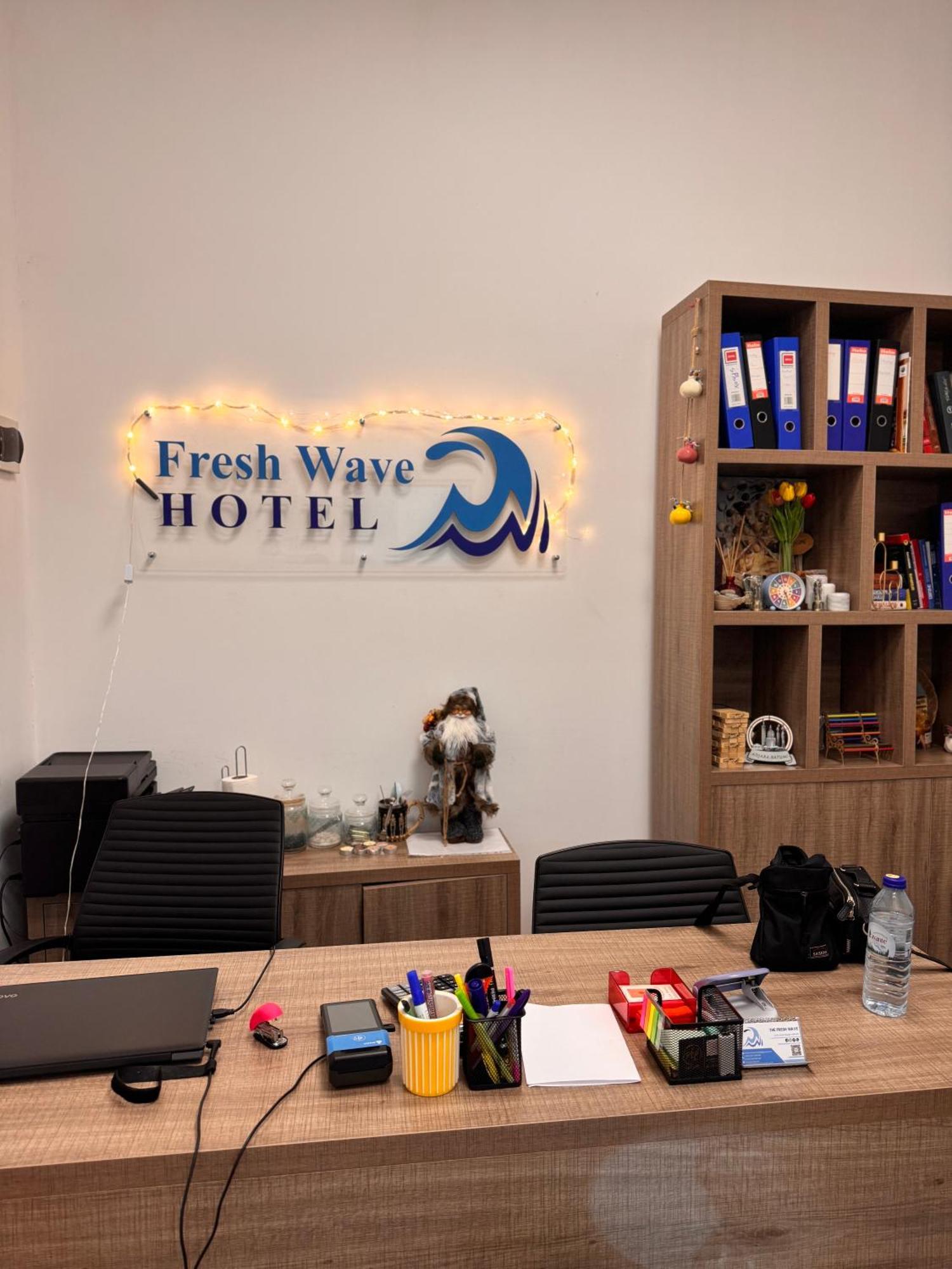 The Fresh Wave Hotel 巴统 外观 照片